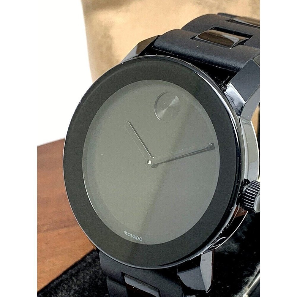 Movado Men's Black Minimalist Museum Dial Watch